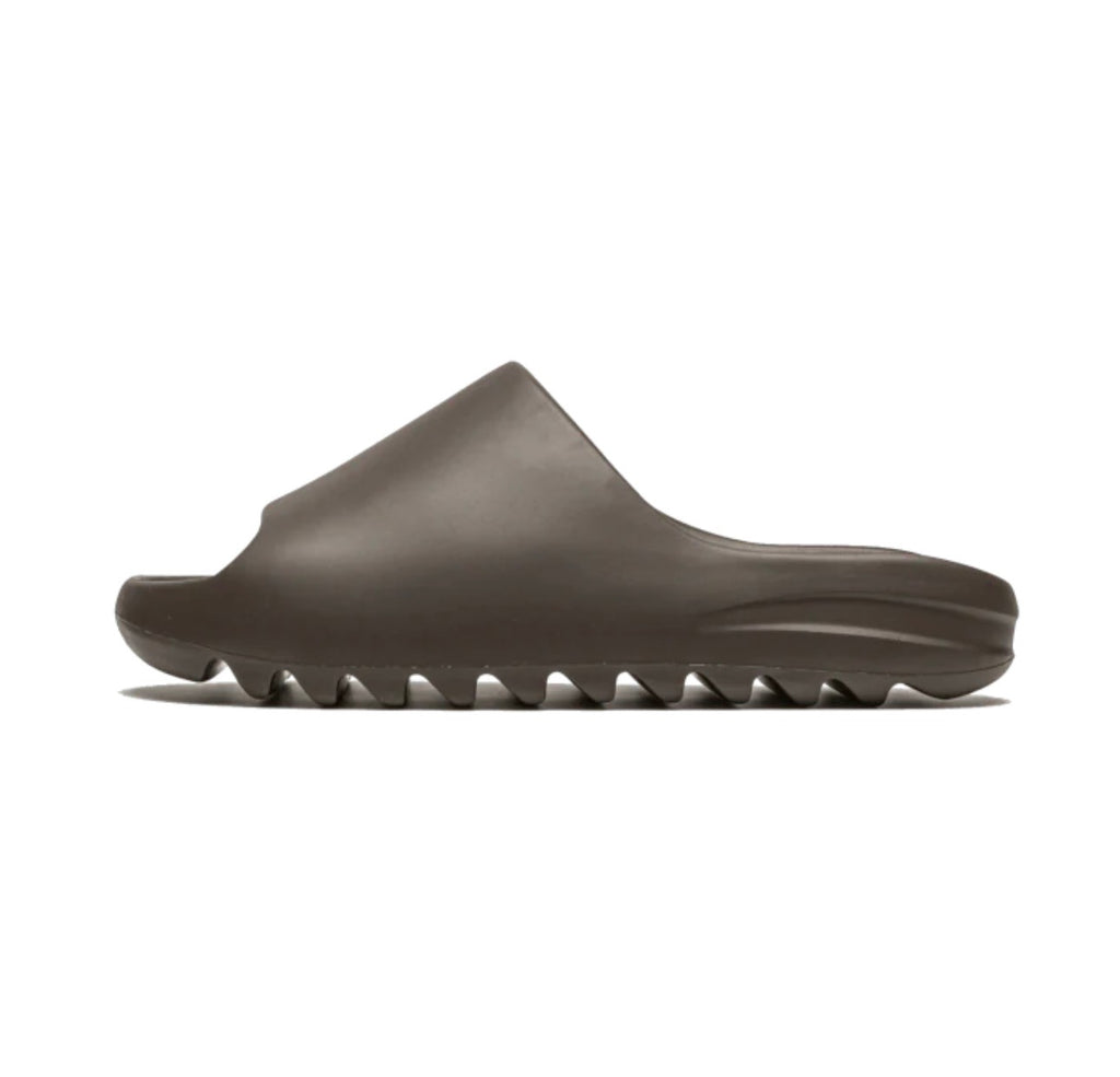 Yeezy Slide "Soot"