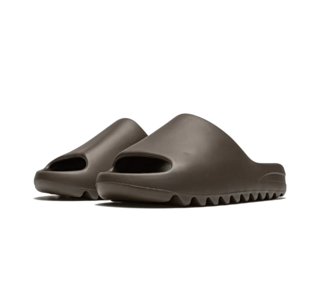 Yeezy Slide "Soot"