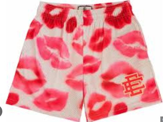 EE Valentines Day Kiss Short White